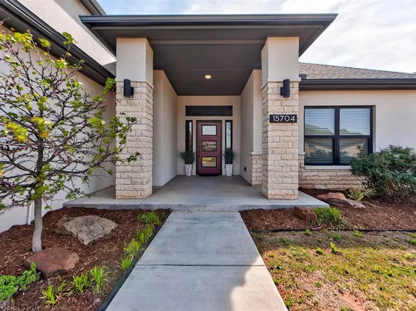 15704 Rockwell Park Ln, Edmond, OK 73013