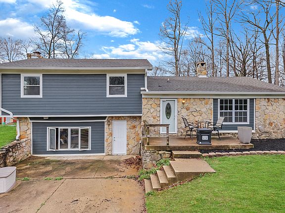 2nd image of 5271 W County Road 300 S