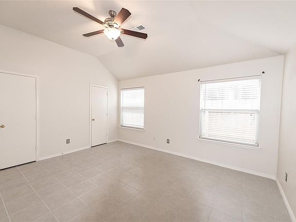4th image of 6511 Autumn Thistle Dr