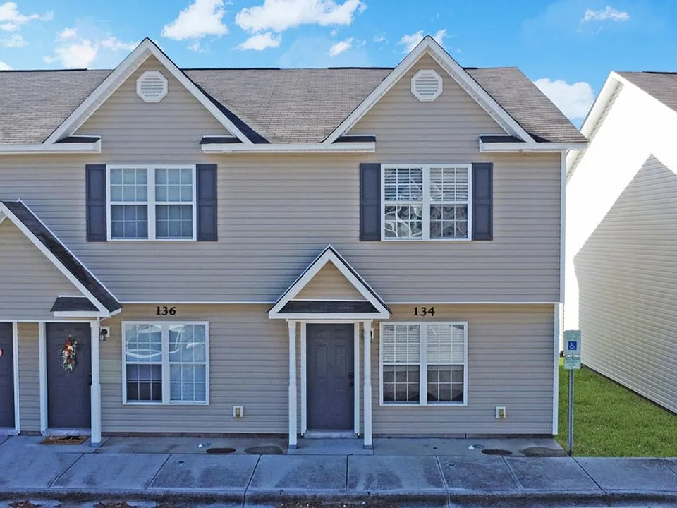 134 Cornerstone Pl