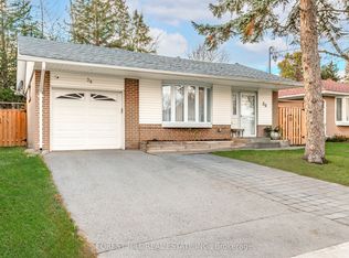 30 Rowatson Rd, Toronto, ON M1E 1K1