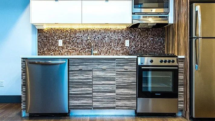 Rented by Nooklyn NYC LLC | media 21