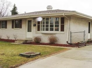 10908 W Fairmount Ave, Milwaukee, WI 53225