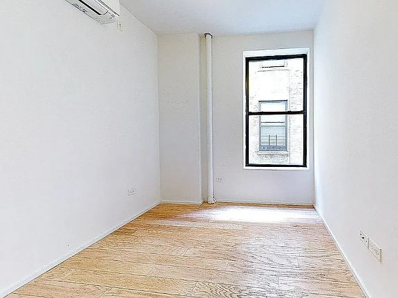 4th image of 471 Central Park W APT 3f