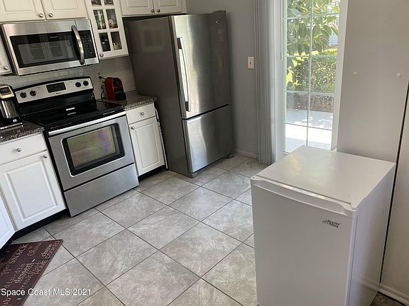 5th image of 4860 Lake Waterford Way W #1222