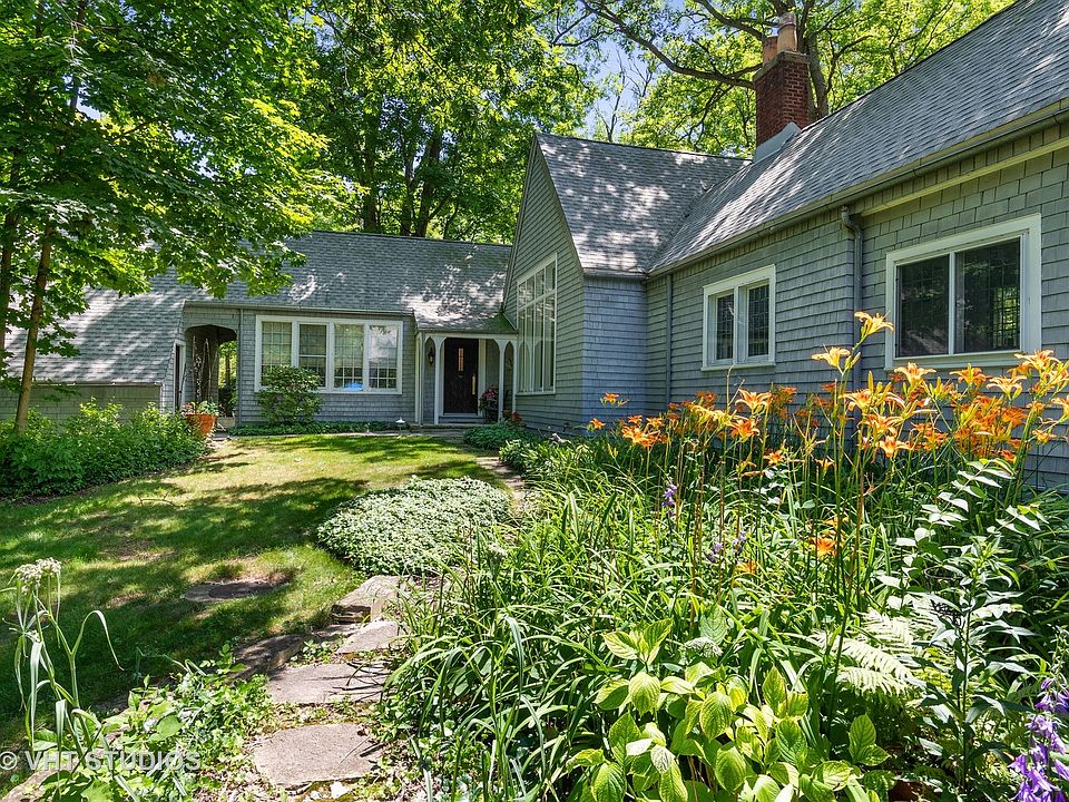 1st image of 930 Dean Ave