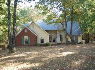 10951 Latting Woods Rd, Cordova, TN 38016