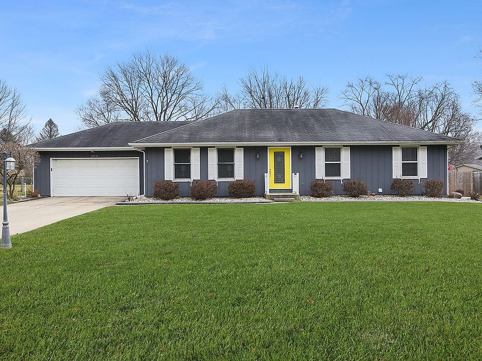 1st image of 59770 Spicewood Dr