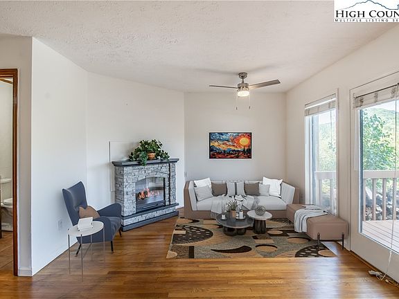 4th image of 242 Elk Hill Drive #3