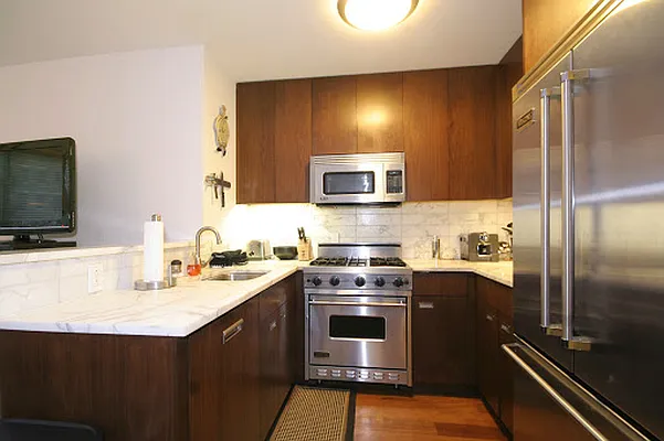 Rented by Bond New York | media 12