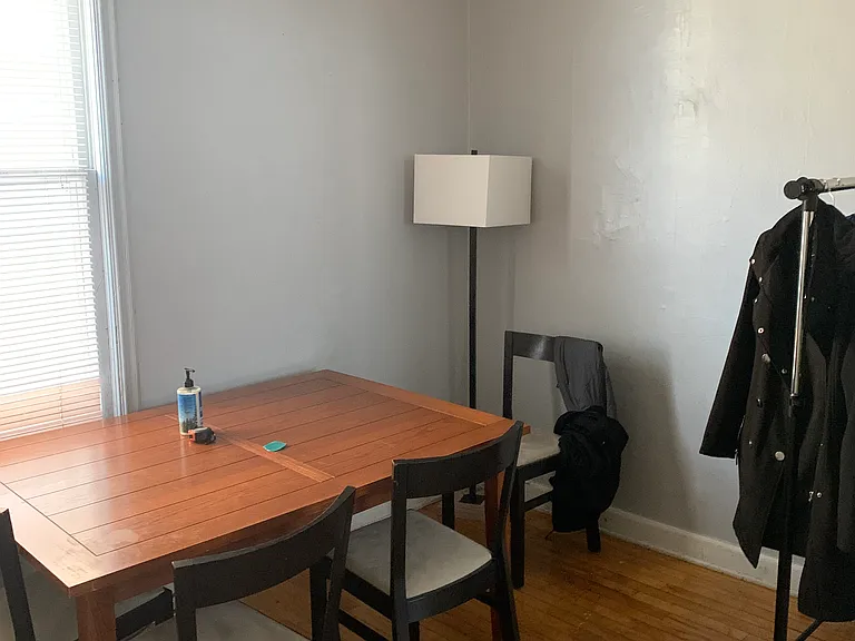 644 Ontario St SE — Photo 2