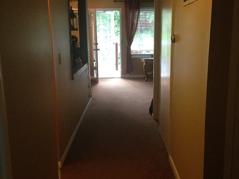280 Gardner Ave — Photo 10