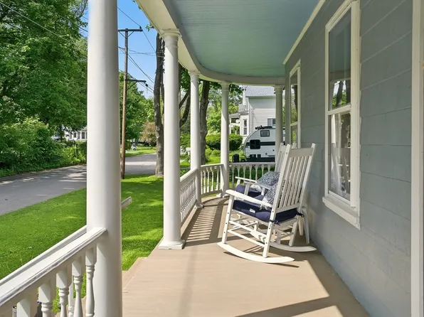 17 Winter St, Winchendon, MA 01475