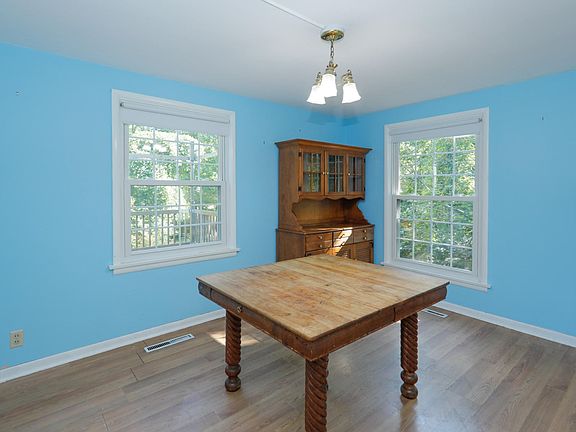 334 Thomas St-106