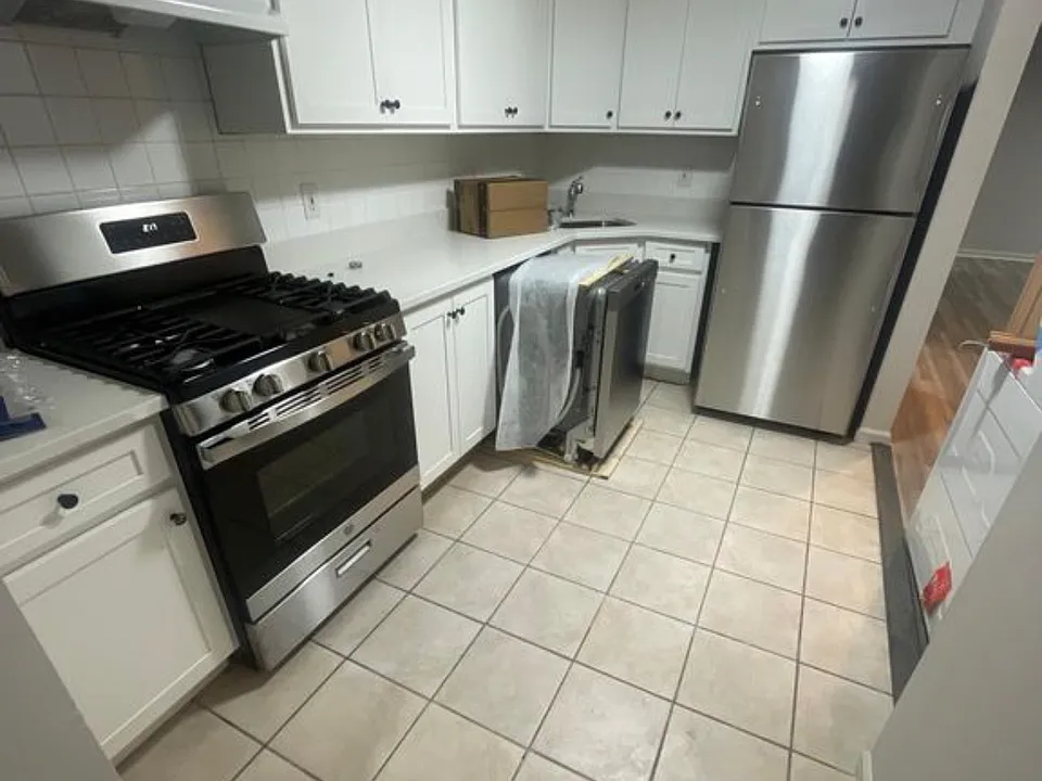 205 Commercial Ave #39