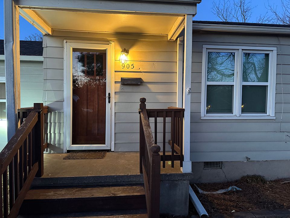 1st image of 905 E Polk Ave