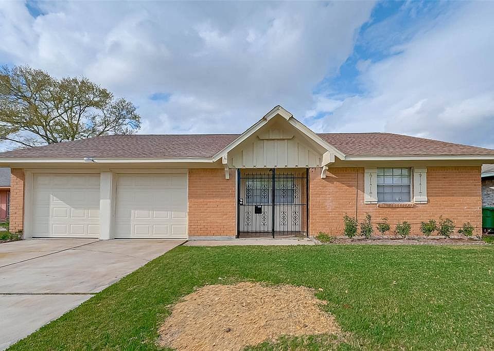 1st image of 4014 Cheryl Lynne Ln