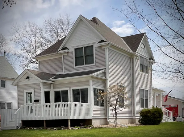 804 N Clark St, Carroll, IA 51401