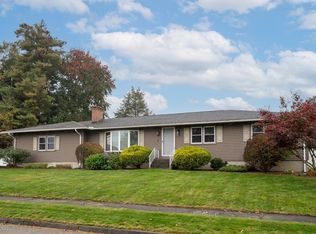 6 Tolpa Ct, Chicopee, MA 01020