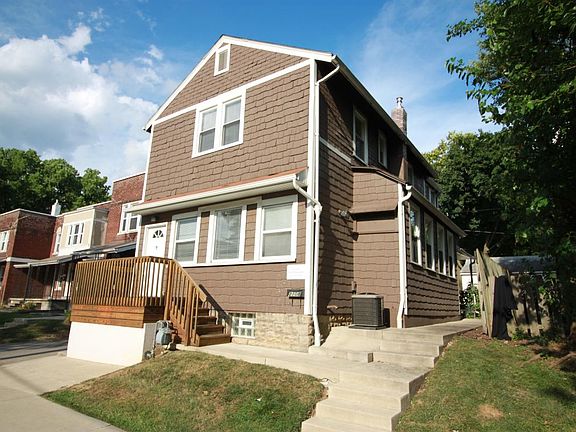 2nd image of 2108 Indianola Ave