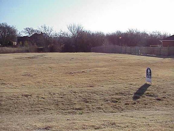3rd image of 1512 Lost Creek Dr Lot 11