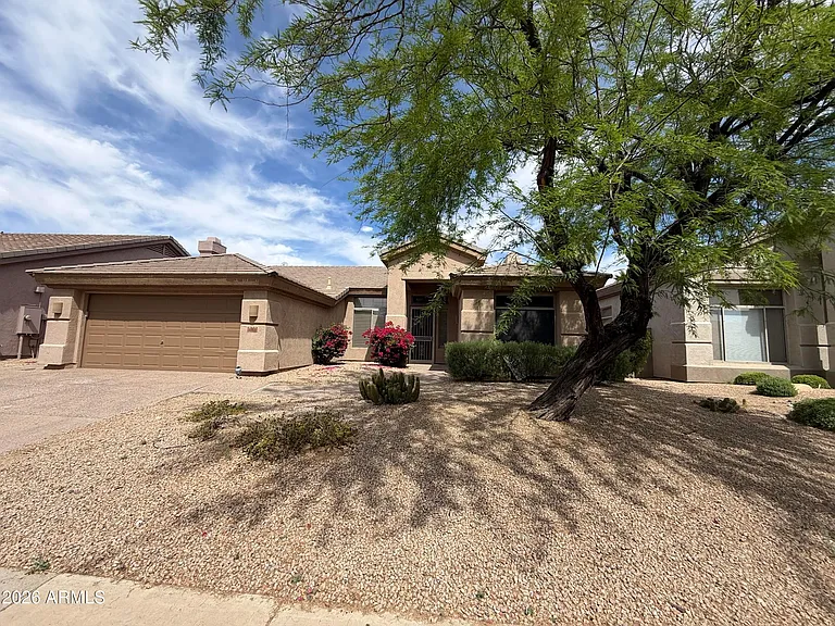 6502 E Marilyn Rd — Photo 1