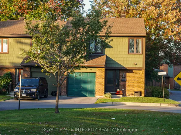 1 Gingras Ct, Ottawa, ON K2K 1B8