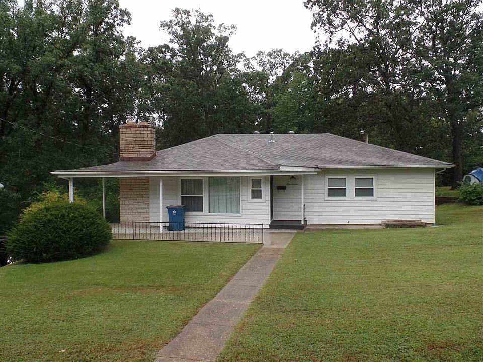 1st image of 916 Kendall Dr