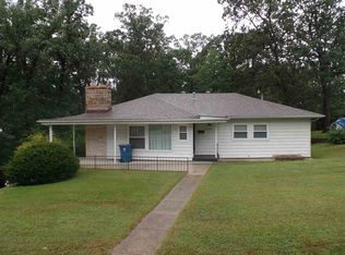 916 Kendall Dr, Poplar Bluff, MO 63901