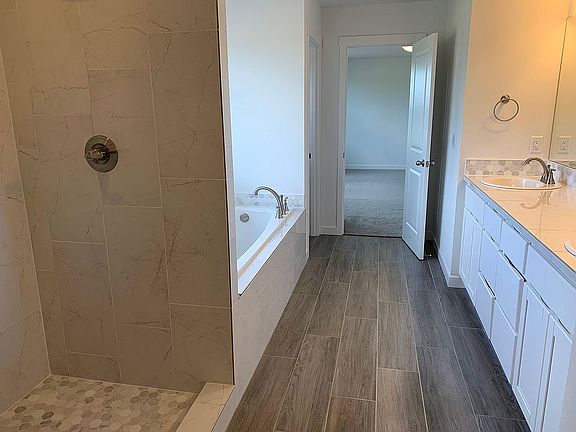 3rd image of 10919 NE 97th Ave
