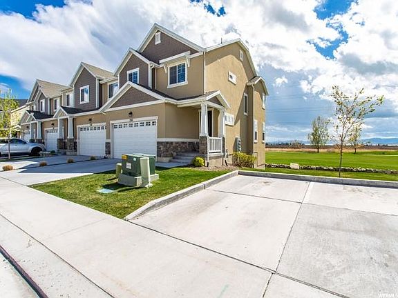 2nd image of 2063 W Fairway Ln