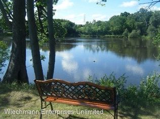 758 Beth Cir APT 3, Plymouth, WI 53073