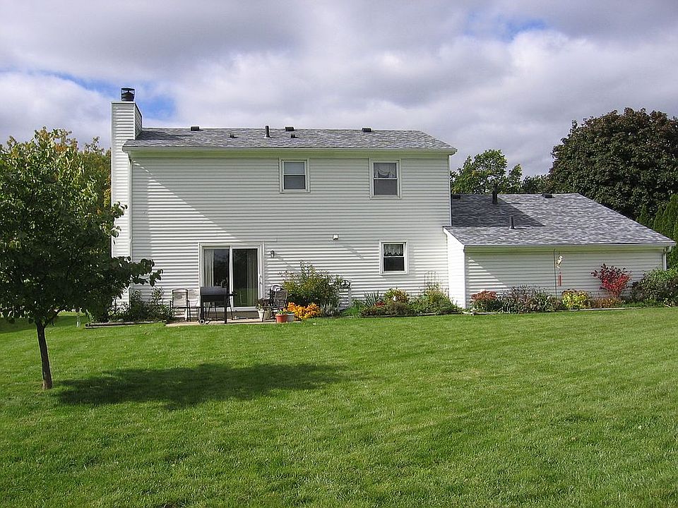 2nd image of 2906 Old Willow Pl