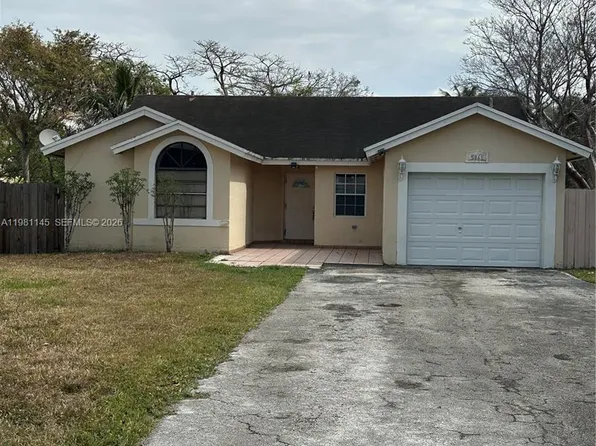 5861 SW 152nd Ct, Miami, FL 33193