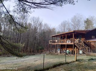 71 Fortier Rd, Crown Point, NY 12928