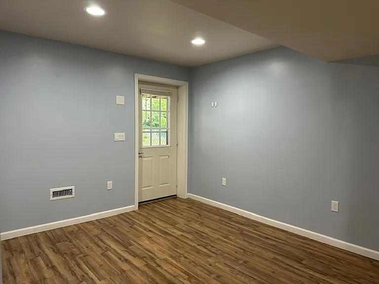 335 Cindy Dr — Photo 11