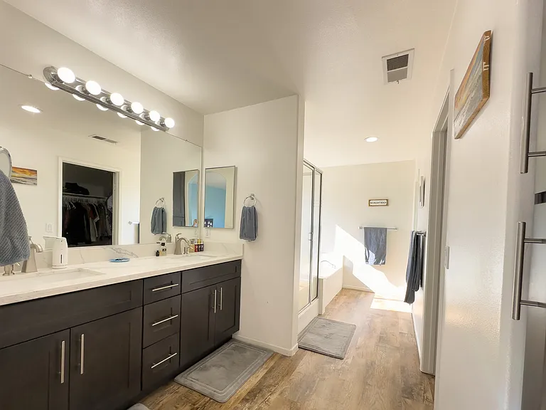 8932 Gateway View Ct — Photo 24