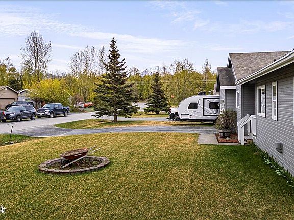 3rd image of 13130 E King Mountain Ln