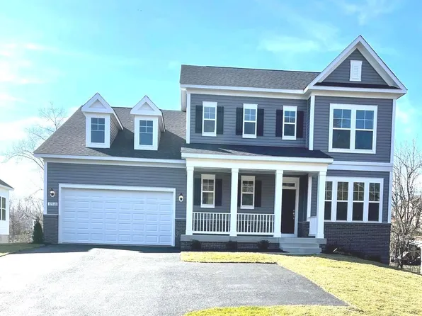 17568 Barron Heights Rd, Dumfries, VA 22025