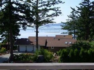 690 Sitka Pl, La Conner, WA 98257