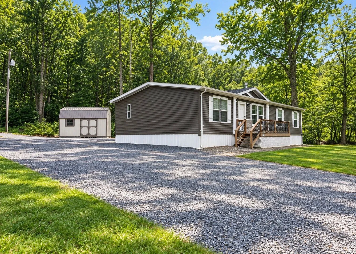 **Pending** Quiet Furnished Retreat Located In Erwin- Available Now! — Photo 2