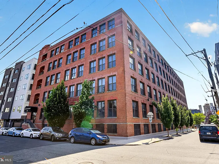 1147 N 4th St #53-4B — Photo 2