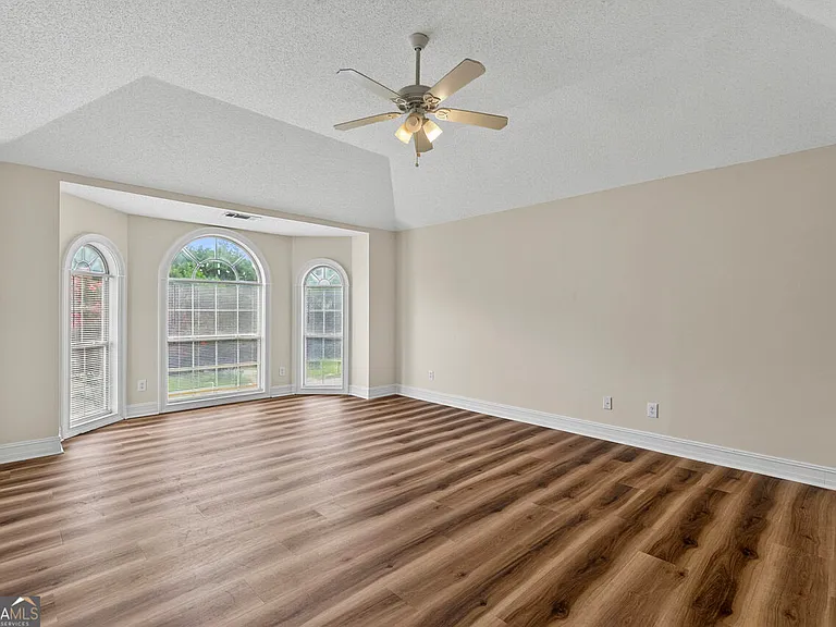 116 Summer Leigh Dr — Photo 10