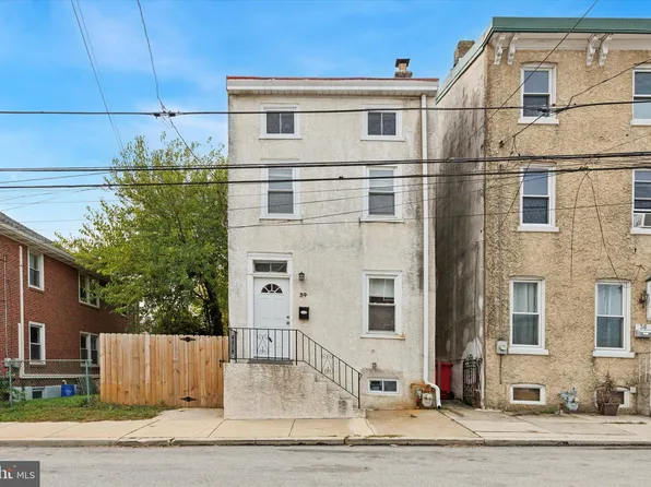 34 W 7th St, Bridgeport, PA 19405