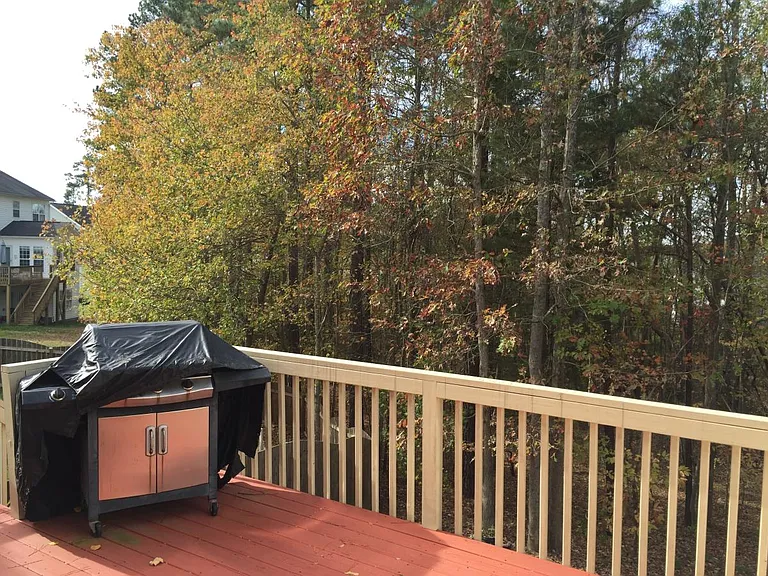 Deck with Gas Grill