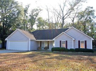 166 Edinborough Dr, Leesburg, GA 31763