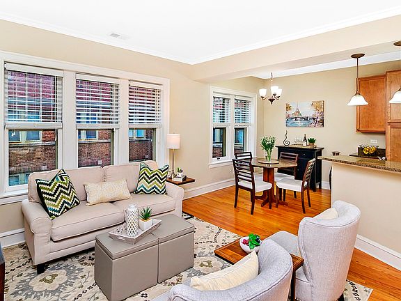 2nd image of 225 N Oak Park Ave APT 3W