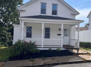 91 Read Ave, Coventry, RI 02816