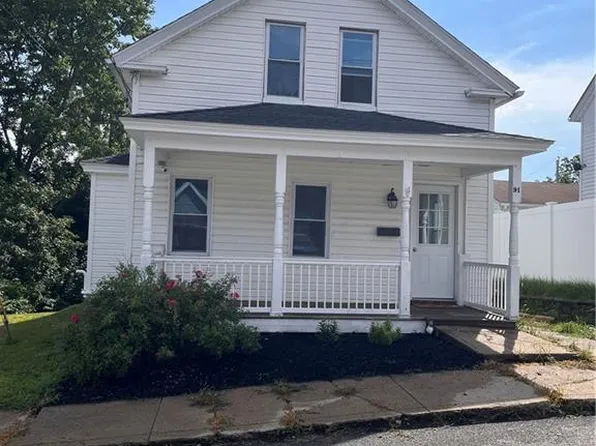 91 Read Ave, Coventry, RI 02816