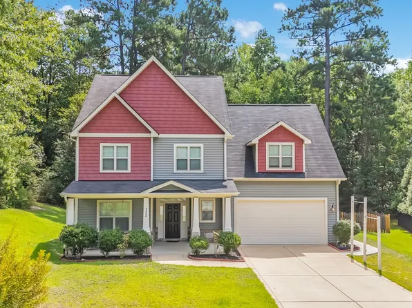 105 Birdsong Court, Aberdeen, NC 28315